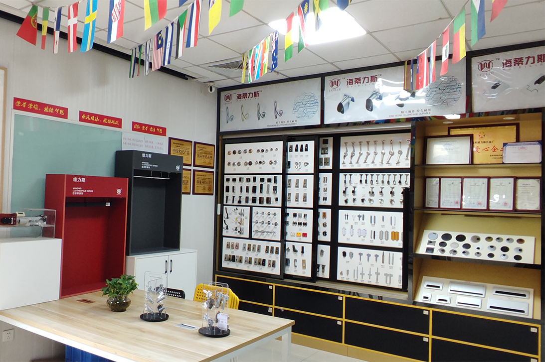 Cabinet Hardware Solutions
